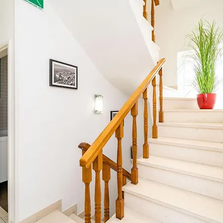 King Holiday home